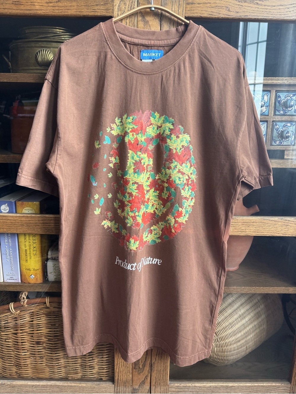 Market Brown Short-Sleeve Graphic Tee with Leaf Peace Motif